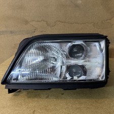 Farol Hella lateral esquerdo Audi A6 C4 1994-1997 especificações dos EUA comprar usado  Enviando para Brazil