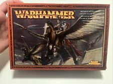Pegasus knights bretonnians usato  Corsico