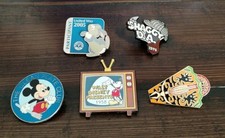 Disney trading pins for sale  Brandon