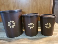 Lot three vintage for sale  Eastlake