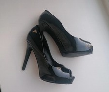 Guess black size for sale  NEWPORT