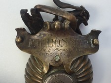 Objet bronze fauconnerie d'occasion  Fouras