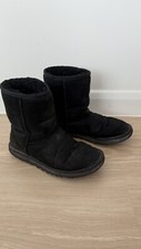 Women classic ugg for sale  LONDON