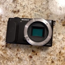 Câmera Digital Sony Alpha NEX-3N 16.1MP Preta SOMENTE CORPO. FUNCIONANDO. SEM ACESSÓRIOS comprar usado  Enviando para Brazil