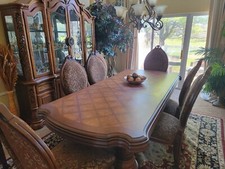 Furniture dining room for sale  Port Jefferson