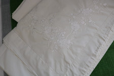 2 lençóis planos de marfim bordados 100% algodão egípcio Sferra Itália 70 x 108 comprar usado  Enviando para Brazil