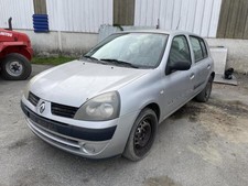 Aile gauche renault d'occasion  Lécousse