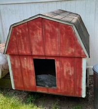 Large outdoor dog for sale  Bellmore