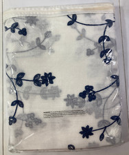 White blue floral for sale  Wichita