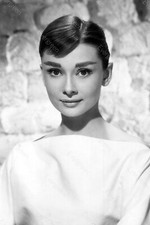 Audrey hepburn attrice usato  Civitanova Marche