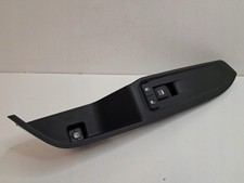 Panel przełącznik szyb drzwi Jeep Compas 6XP87TRMAB na sprzedaż  PL