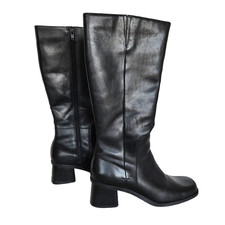 Naturalizer tall leather for sale  Liberty Hill