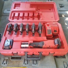 Kit de ferramentas de imprensa Milwaukee 2773-20 M18 Force Logic Pro 6 mandíbulas, carregador e baterias comprar usado  Enviando para Brazil