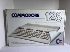 Commodore 128 computer d'occasion  Expédié en Belgium