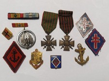 Lot insignes médaille d'occasion  Frejus