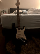 Squier sonic stratocaster for sale  Vienna