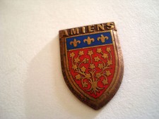 Ecusson metal amienois d'occasion  Sisteron
