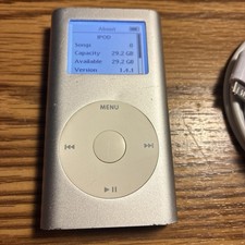 Silver apple ipod d'occasion  Expédié en Belgium