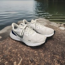 Nike revolution bq3204 for sale  Cleveland