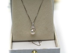 White gold pendant usato White gold pendant usato  Altopascio