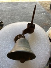 Cloche bronze . d'occasion  L'Aiguillon-sur-Mer