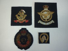 Lot anciens insignes d'occasion  Bailleul