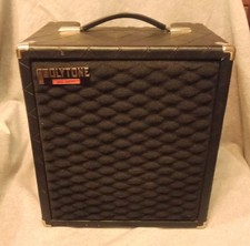 Amplificatore basso polytone usato  Spedire a Italy