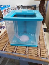 Petit aquarium plastique d'occasion  La Roche-sur-Yon