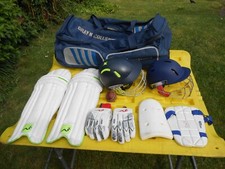 Mens cricket equipment for sale  NEWPORT
