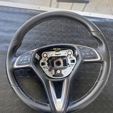 Volante infiniti q30 usato  Rende