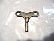 Uhrschlüssel aufzug schlüsse gebraucht kaufen Uhrschlüssel aufzug schlüsse gebraucht kaufen  Karstädt