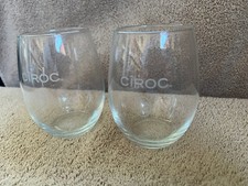 2 copos de bebidas alcoólicas para coquetéis de vodca Ciroc comprar usado 2 copos de bebidas alcoólicas para coquetéis de vodca Ciroc comprar usado  Enviando para Brazil
