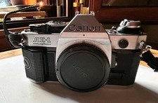 Canon macchina fotografica usato  Arenzano