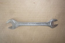 Clé plate taille d'occasion Clé plate taille d'occasion  Saint-Georges-d'Oléron