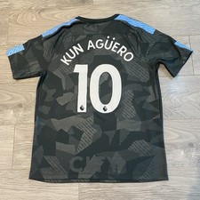 Terceira camisa Manchester City 2017/18 com Kun Aguero 10 nas costas comprar usado  Enviando para Brazil
