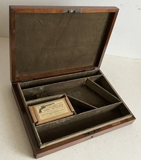 CAIXA ANTIGA PARA LEVAR UMA PISTOLA E FACA DE REVÓLVER COLT SAA (5,5 cano). comprar usado CAIXA ANTIGA PARA LEVAR UMA PISTOLA E FACA DE REVÓLVER COLT SAA (5,5 cano). comprar usado  Enviando para Brazil