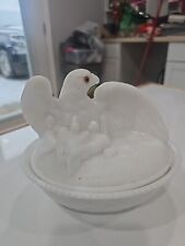 Vintage WESTMORELAND WHITE MILKGLASS EAGLE ON A NEST 5B comprar usado  Enviando para Brazil