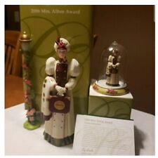 Set new avon for sale  Mebane