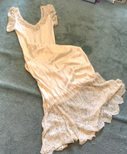 Vintage satin lace d'occasion  Expédié en Belgium