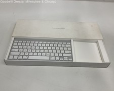 Caja de teclado Apple plateada cromada accesorio no probado electrónica informática 19 pulgadas segunda mano  Embacar hacia Mexico