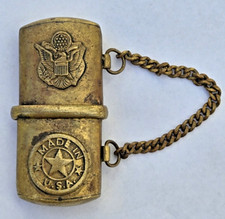 Beau briquet ancien d'occasion  Mouy