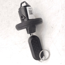 Tappo serbatoio carburante usato Tappo serbatoio carburante usato  Italia