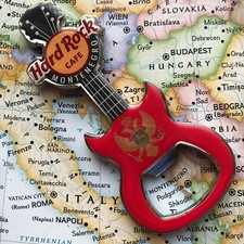 MONTENEGRO 🇲🇪 Hard Rock CAFE® HRC ABRIDOR DE GARRAFA BANDEIRA GUITARRA ÍMÃ DE METAL ☑️ 🆕 comprar usado  Enviando para Brazil