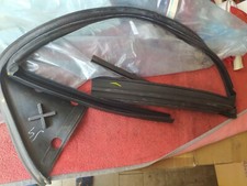 GUARNIZIONE VETRO E PORTA POSTERIORE SX FIAT BRAVA COMPLETA ORIGINALE 7770103 comprar usado  Enviando para Brazil