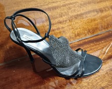 Elegantissimo sandalo donna usato  Urbisaglia