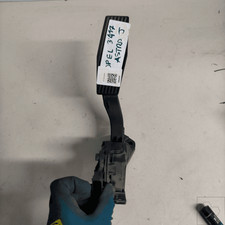 13252702 pedale acceleratore usato  Italia
