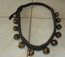 Ancien collier grelots d'occasion  Flers