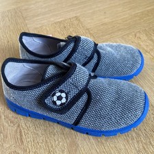 hausschuhe klettverschluss gebraucht kaufen hausschuhe klettverschluss gebraucht kaufen  Dresden