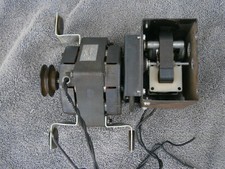 MOTOR LESLIE DE DUAS VELOCIDADES PARA MUITOS ARMÁRIOS DIFERENTES COM POLIA DE CORREIA ORIGINAL comprar usado  Enviando para Brazil