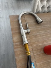 Usado, Torneira de cozinha Delta Dunsley monocomando montagem em deck puxável aço inoxidável comprar usado  Enviando para Brazil